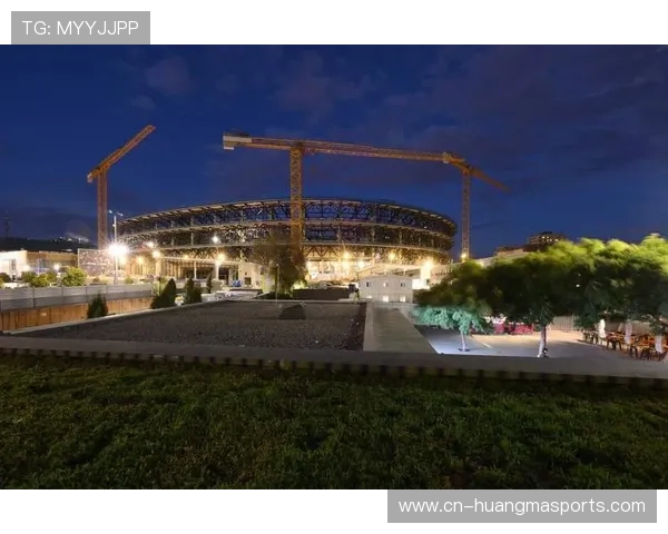 诺坎普球场翻修工程融资规模巨大，长期财务成本引发业界关注